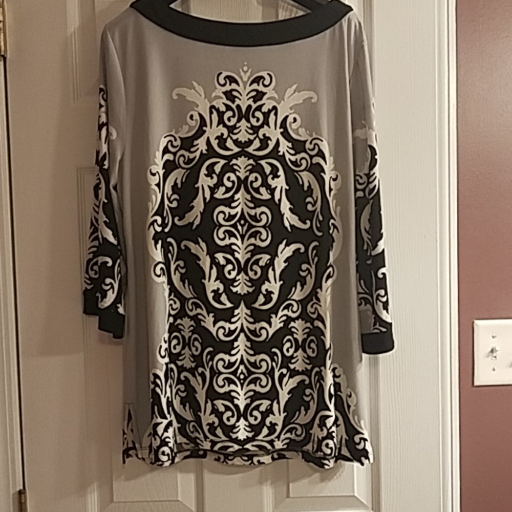 Women's Rhinestone Tunic Top - Picture 3 of 5